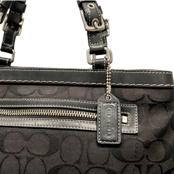 LOW START!! Coach Vintage Signature Black Canvas Satchel Bag - Picture 3 of 11